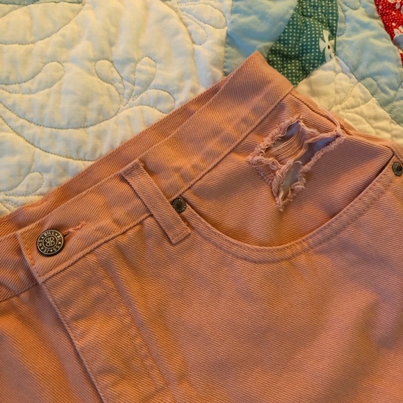 Vintage, High Waist Bill Blass Denim Shorts! - Picture 5 of 8